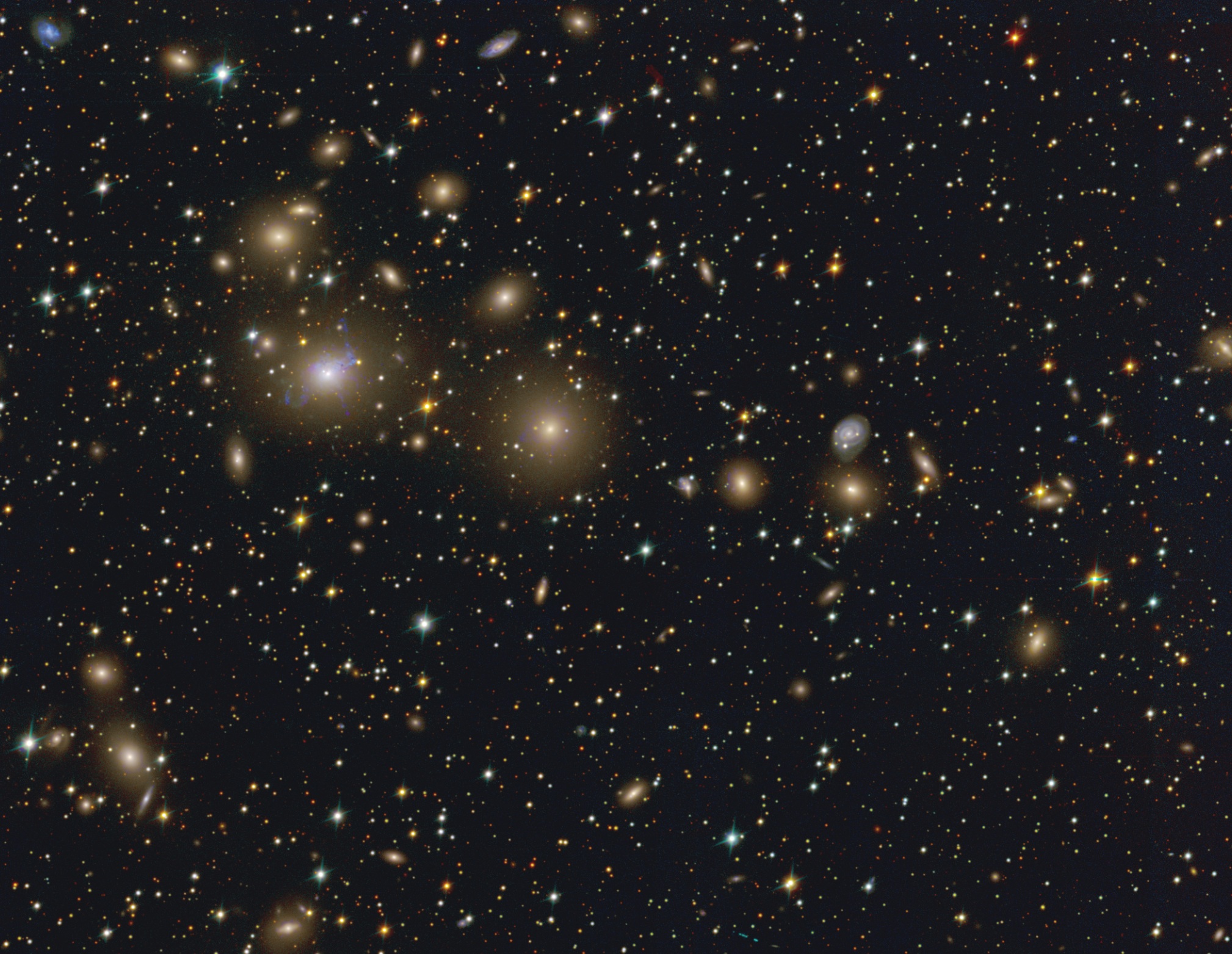 Perseus_cluster_Wendelstein_2mFraunhoferTelescope_2014